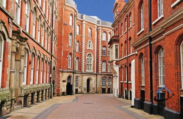 Flat 5, Super King Bed, Free Parking, Workspace, Free Wi-Fi Nottingham Exterior foto